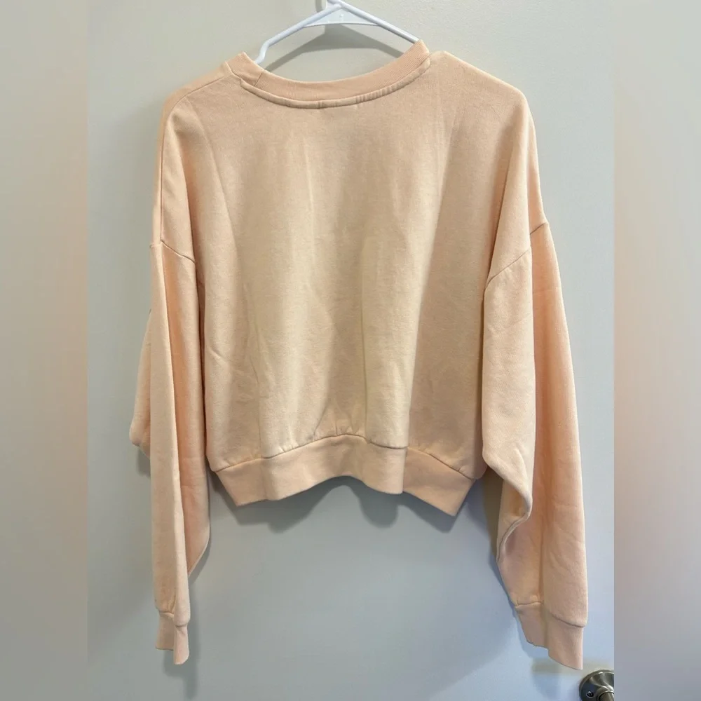 🍁NWT Peach and Blue Levi’s Cropped Sweatshirt - Picture 11 of 15